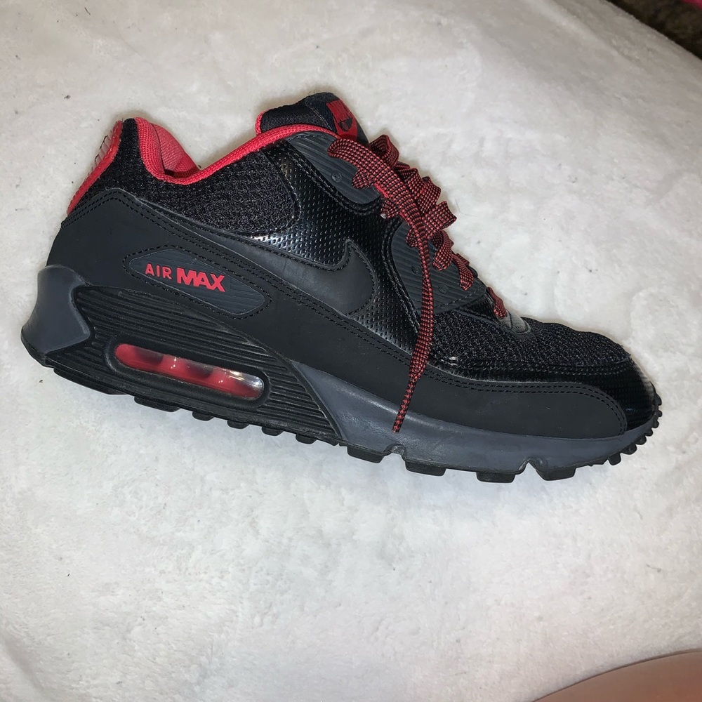 Black and hot pinkish red air max